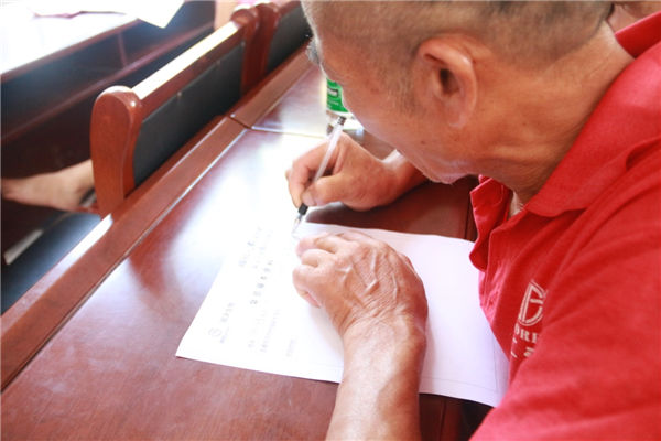 公司專家植保團隊應邀到廣元旺蒼縣獼猴桃種植大戶做農技服務講座4