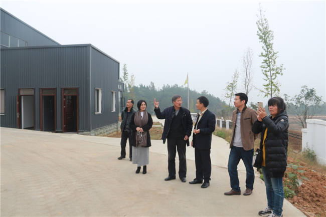 陜西客戶一行來公司參觀