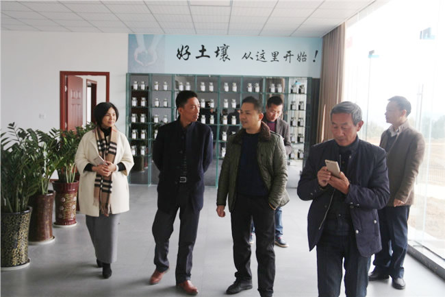 閬中客戶來公司參觀考察